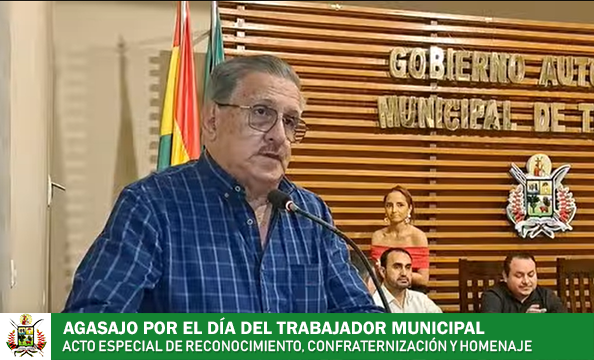 GOBIERNO MUNICIPAL DE TRINIDAD AGASAJA A SUS FUNCIONARIOS POR EL 