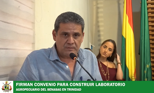 ALCALDE AUTORIZA TRANSFERENCIA GRATUITA DE TERRENO PARA EJECUCIÓN DEL PRIMER COMPLEJO DE LABORATORIOS DEL SENASAG EN BENI